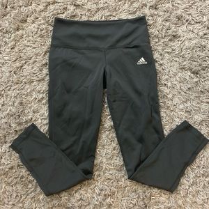 Adidas athletic leggings